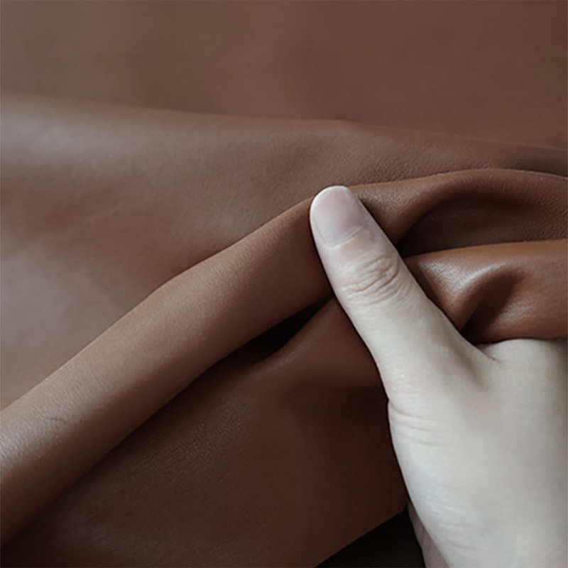 Causeuse coussin en cuir véritable Coffee, 35.43" H x 82.68" W x 38.58" D