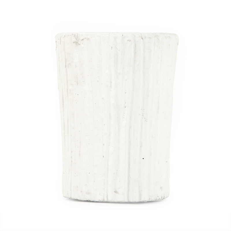 Vase de table en ciment blanc Zahra, H 7,5 po x l 5,5 po x P 5,5 po