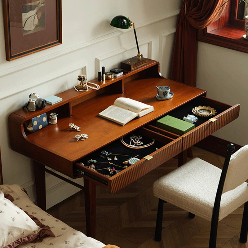Bureau rétro de style européen