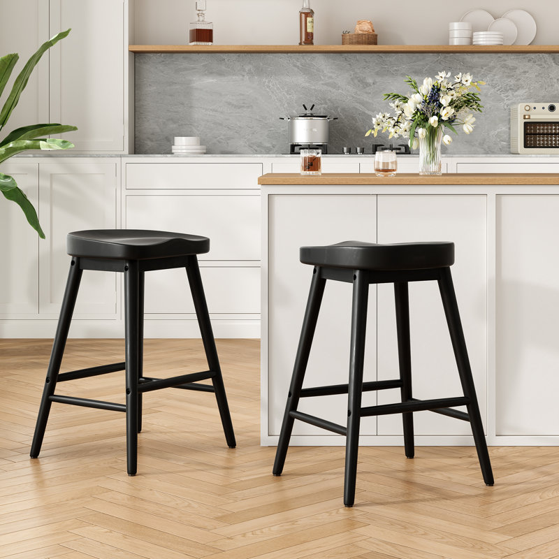 Tabouret de bar en bois massif Danel, Noir, Tabouret de comptoir (siège d'une hauteur de 25,9