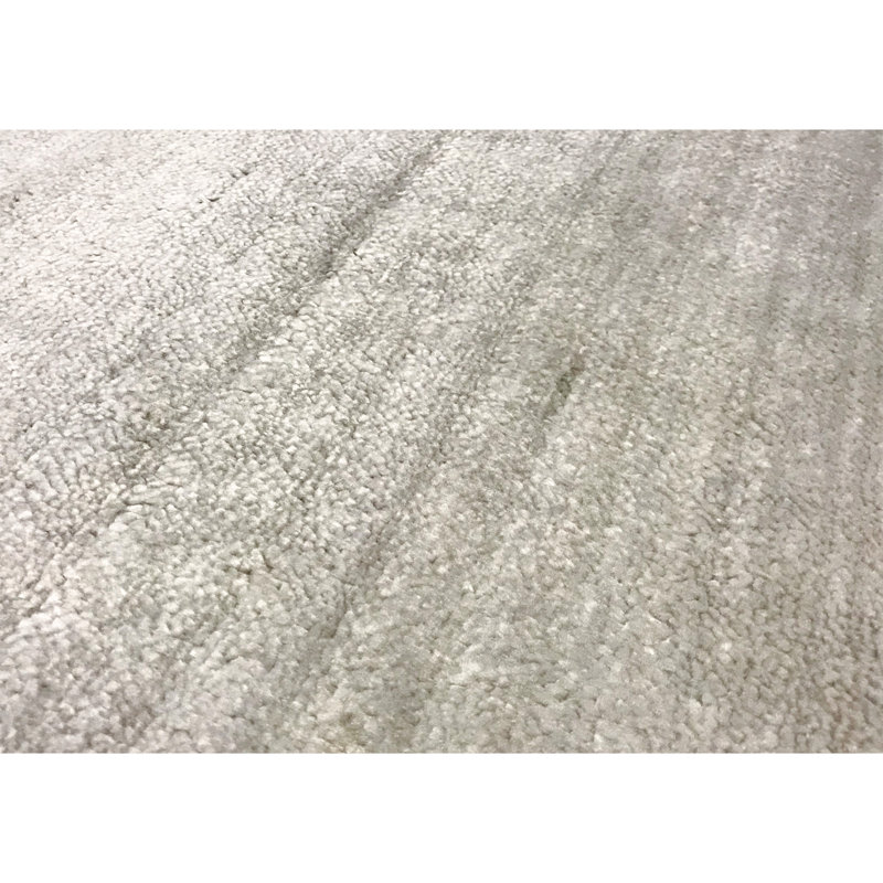 Area Rug in Ivory