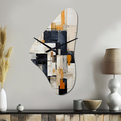 Ivory Illusions Abstract Shapes II - Horloge murale en forme abstraite