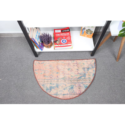 Petit tapis rond en laine turque rétro rose idéal pour les vestibules et comme cadeau unique