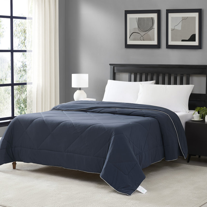 Cooling Oversized All-Season Reversible Single Comforter By Sweet Home Collection®, King/California King, Navy