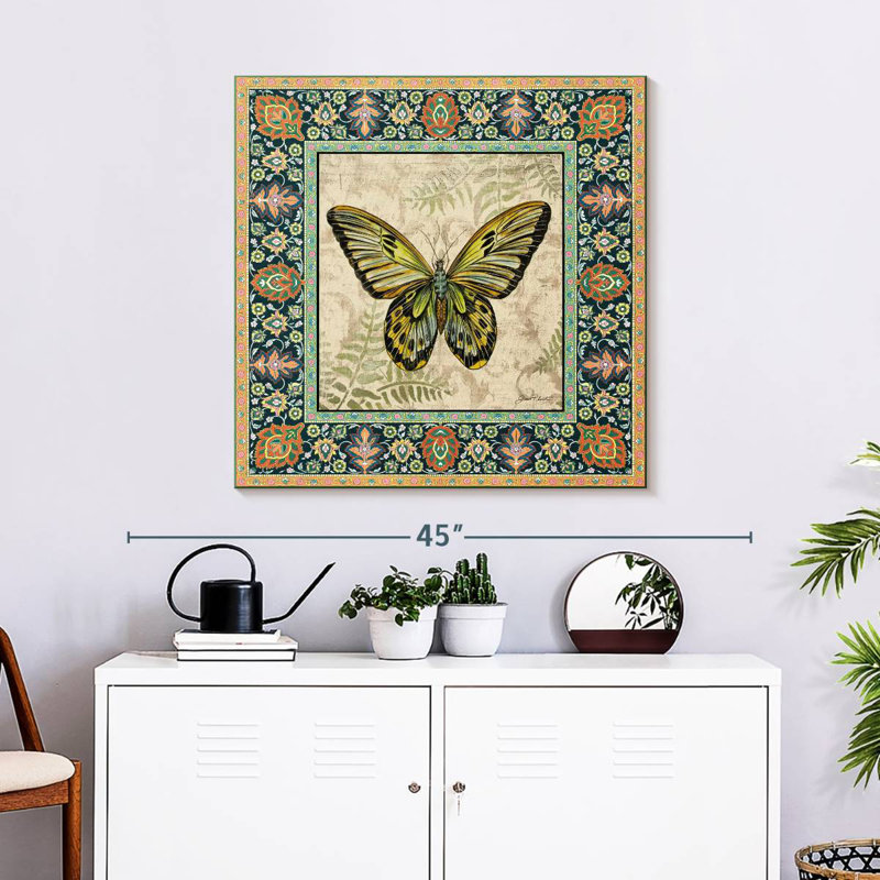 Crowle Vintage Butterfly Frame, H 30 po x l 30 po
