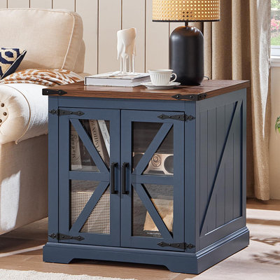 Table d'appoint de style ferme en bois de 61 cm avec station de recharge et porte vitrée de style grange