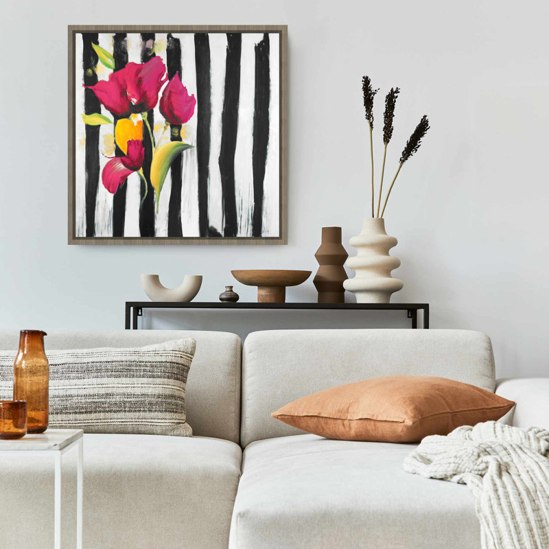 Fleurs roses sur toile à rayures noires | Chambre botanique