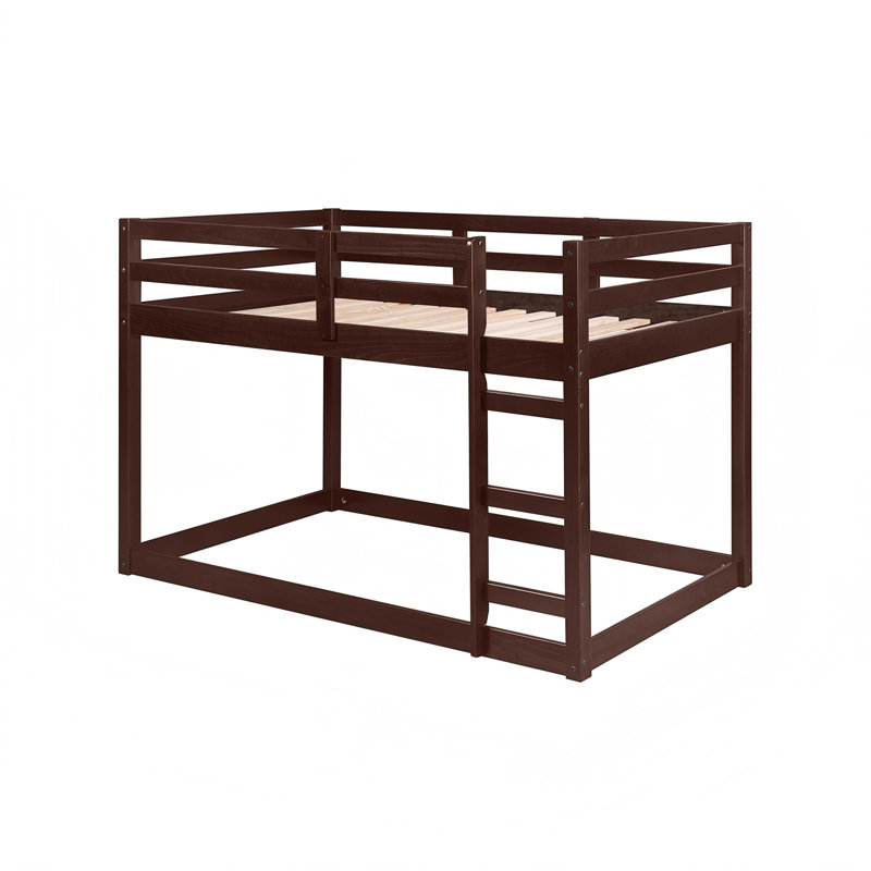 Lit mezzanine simple en bois massif de couleur espresso avec échelle latérale