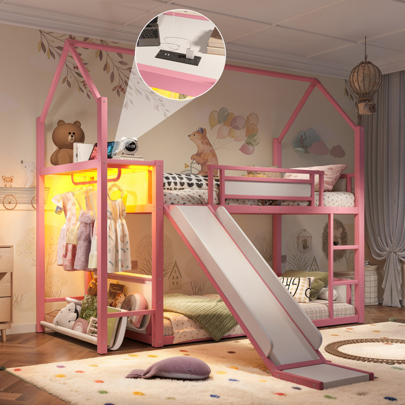 Lit superposé PlayNest pour enfant (taille simple) avec échelles, éclairage DEL, rangement et prise électrique, Rose