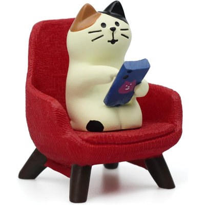 Figurine fantaisiste de chat sur canapé - Mignon décor de bureau en résine et cadeau pour les amoureux des chats