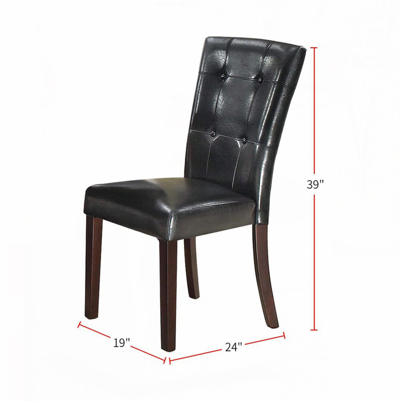 Chaises noires en similicuir