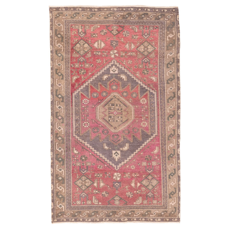 Tapis rouge Antalya 3 pi 10 po x 6 pi 6 po