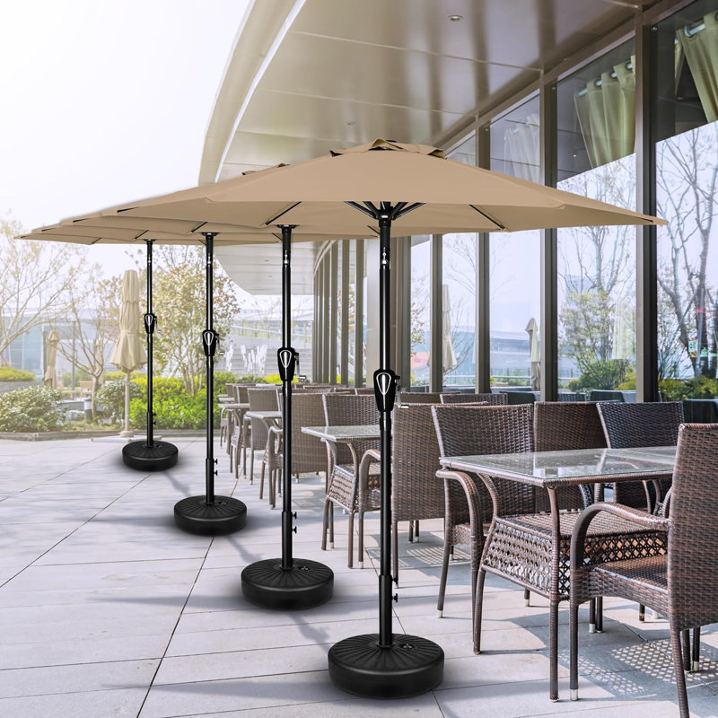 Parasol de marché à manivelle Shavonn, H 86,4 po x l 90 po x P 90 po, Tissu tan