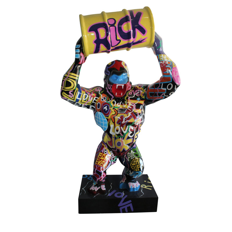 Statue géante en gorille tenant un tonneau 28 po x 21 po x H 83 po