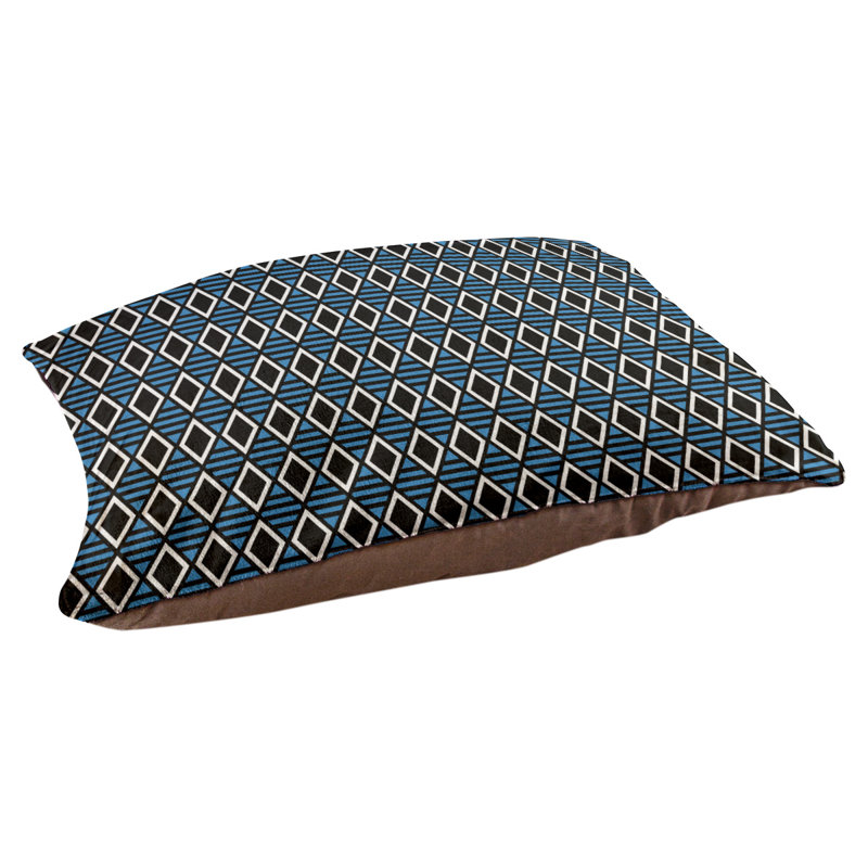Coussin de créateur géométrique diamants Byrge, L 52 po x l 42 po, Noir / Bleu