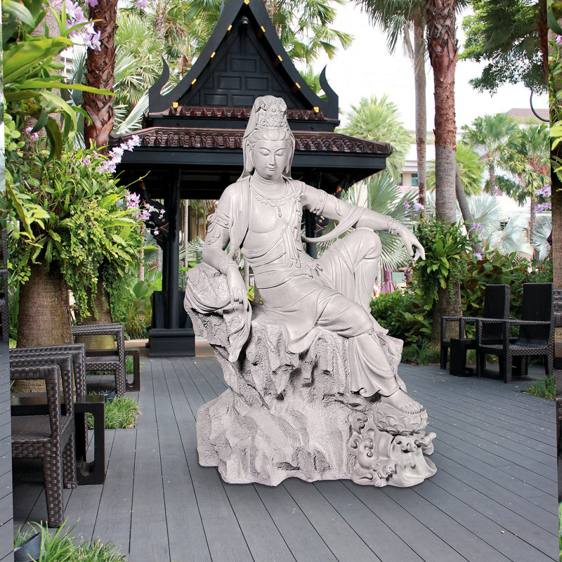 Statue Guan Yin, déesse de la Compassion