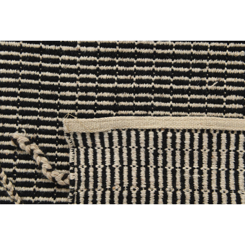 Odea Black Rug