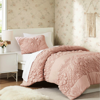 Édredon rose 3 très grand lit: motif floral douillet, douceur tricotée et lavable à la machine avec matelassage floral unique et certification Puffy
