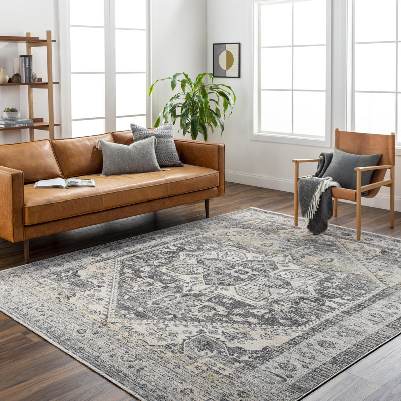Apogee Oriental Indoor Rug, Round 6'7"