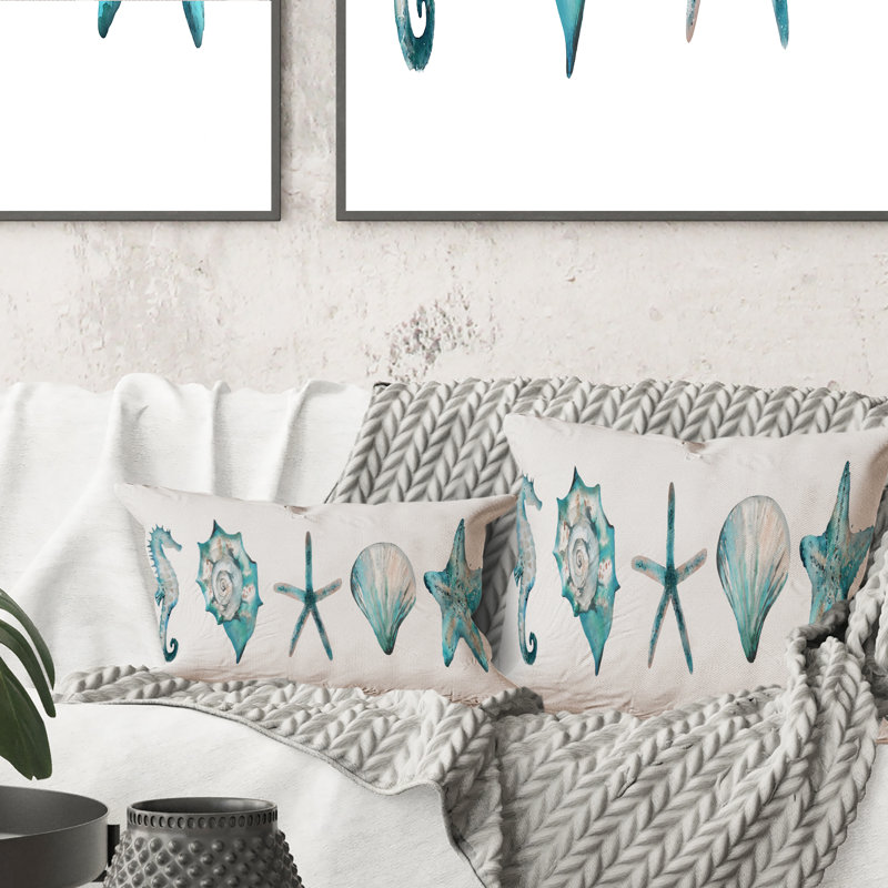 Coussin Blue Starfish and Shell - imprimé nautique et côtier, 18 po x 18 po