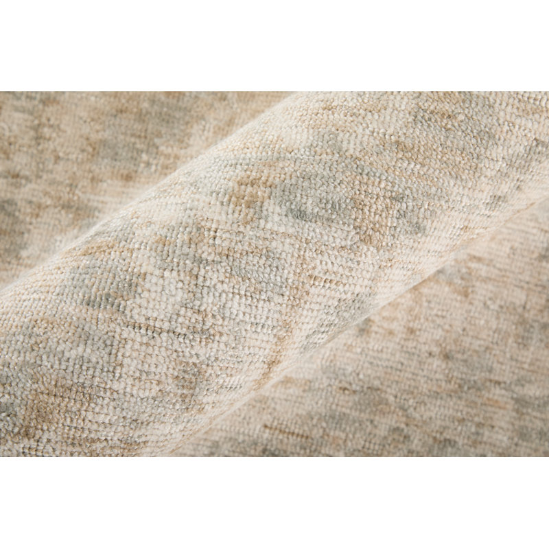 Loralai Traditional Oriental Area Rug, Rectangle 5' x 8'