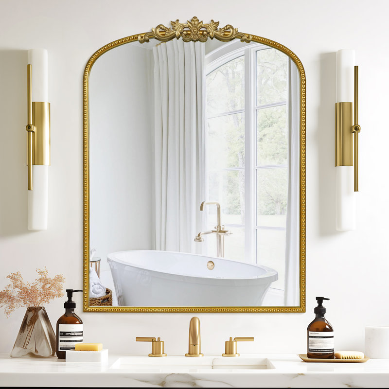 Miroir mural en verre Kiany , 32 po x 24 po, Doré
