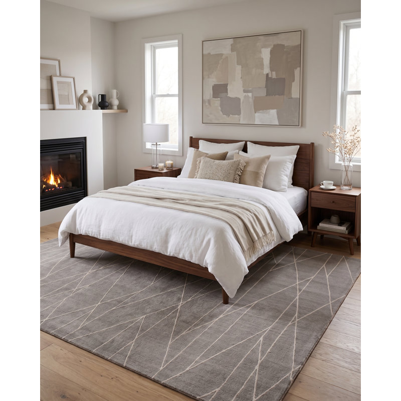 Sarila Geometric Area Rug in White, Rectangle 7'7" x 10'9"