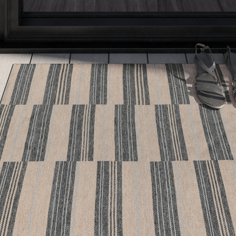 Tapis gris anthracite tissé à la main Cindy, Rectangle de 5 pi x 8 pi