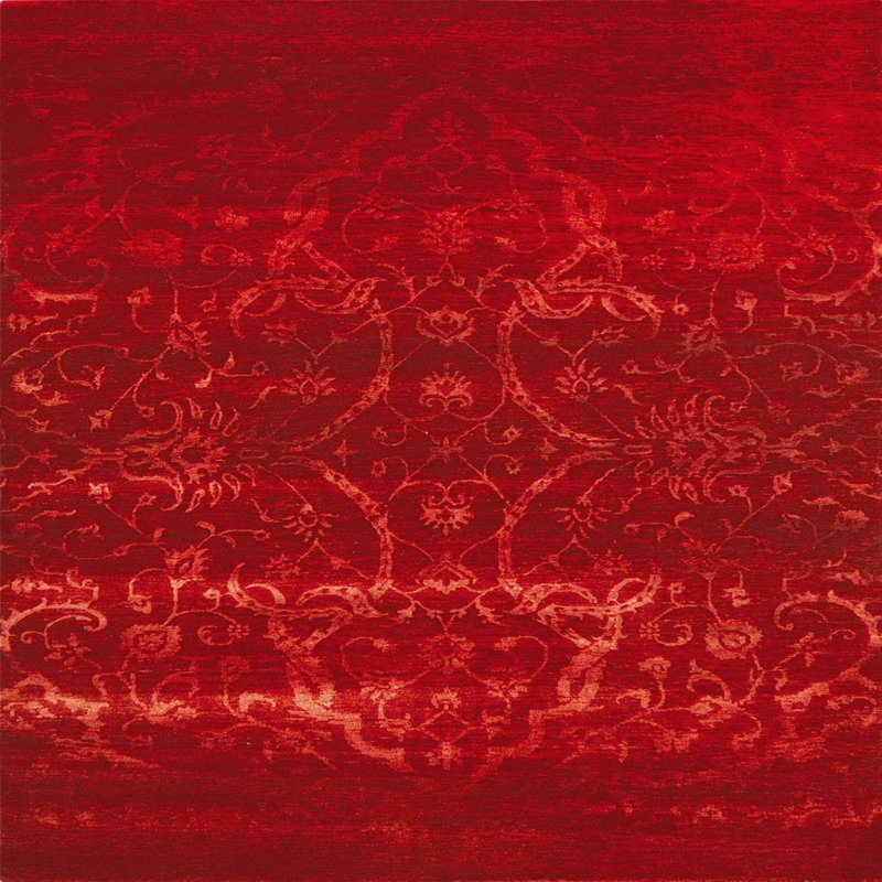 Tapis rouge à motif floral, Carré 5 pi
