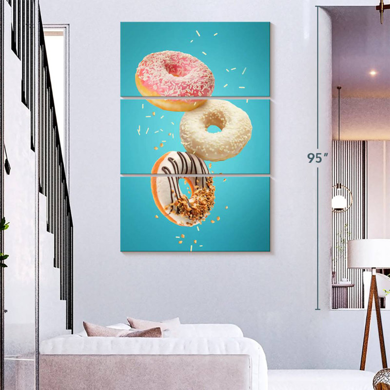 Yarlin Donuts And Sprinkles