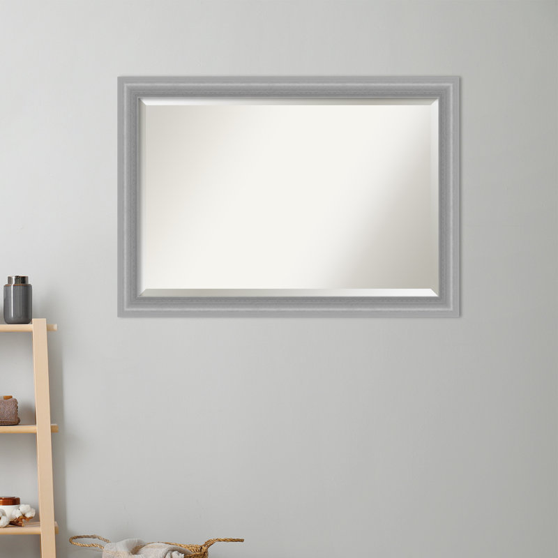 Miroir de salle de bain biseauté Gapland, 28,5 po x 40,5 po