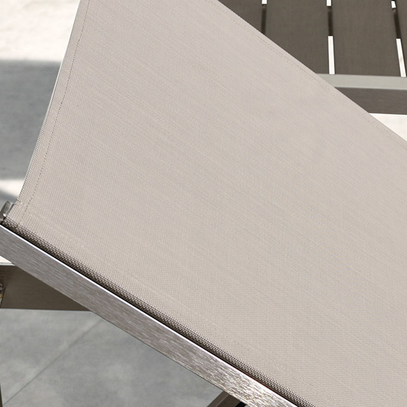 Ensemble de chaise longue d'extérieur avec table Rakiura