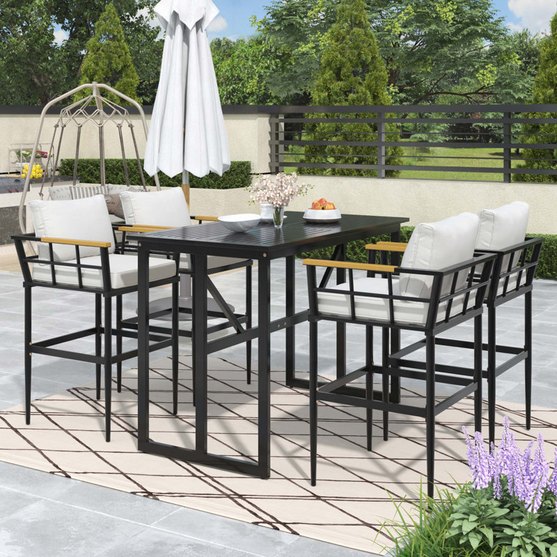 Iron Outdoor Dining Set, White