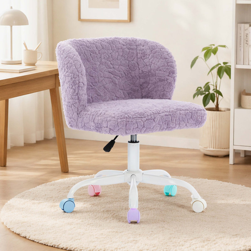 Fauteuil de bureau pivotant rembourré en faux alpaga Fluffy, Violet