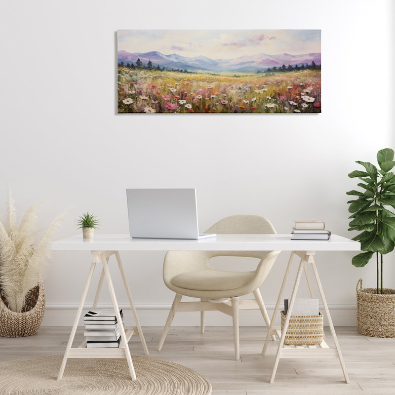 Art mural sur toile Mountainous Daisy Meadow par Petal Prints Design, H 20 po x l 48 po