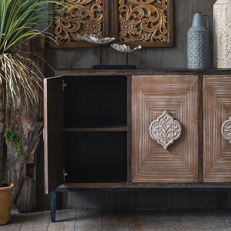 Buffet en bois brun et noir