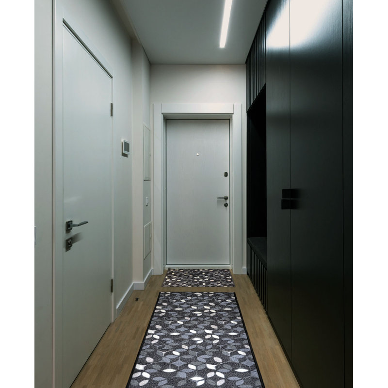 Johaan Geometric Water Resistant Non-Skid Kitchen Mat, Runner 1'8" x 4'11" 