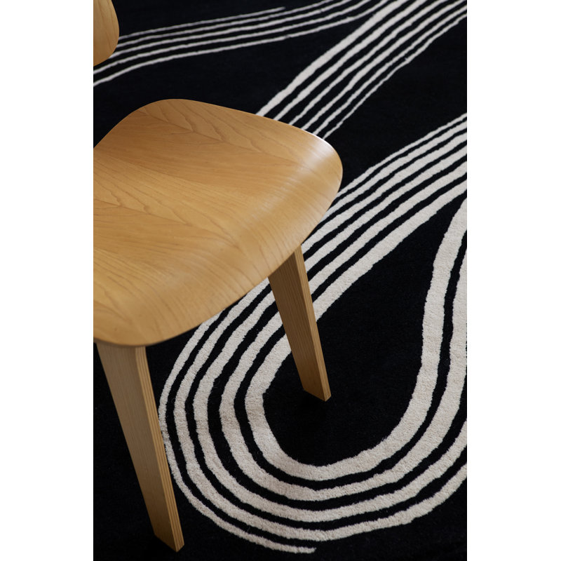Decor Wool Area Rug in Black/White, Rectangle 8'2" x 11'6"