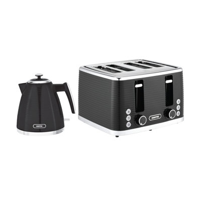 Geepas 1.7L Electric Kettle And 4 Slice Toaster Set With Rapid Boil Auto Shut Off 7 Browning Levels