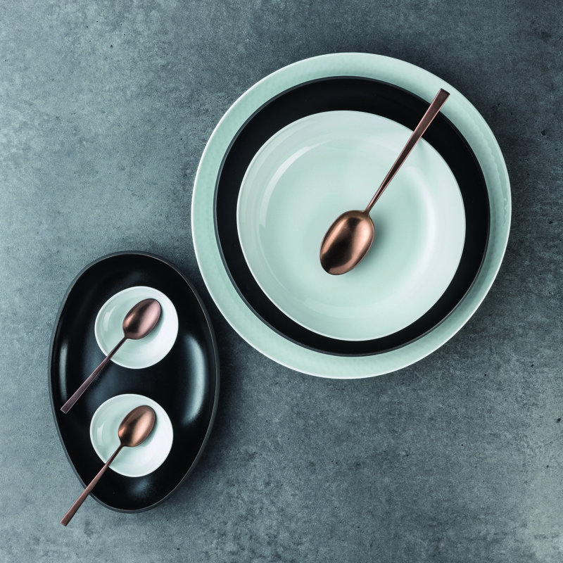 Junto Handmade Stoneware Dinner Plate, Slate Gray