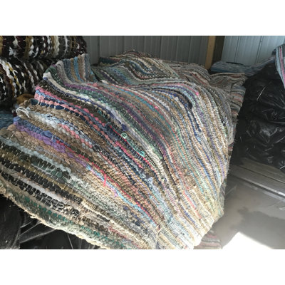 Tapis gris / vert en coton tissé à plat à rayures