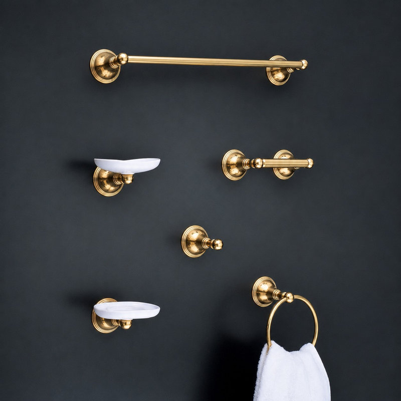 Anneau porte-serviettes mural avec écusson et quincaillerie de fixation St. Lawrence par Strom Living, Chrome chrome