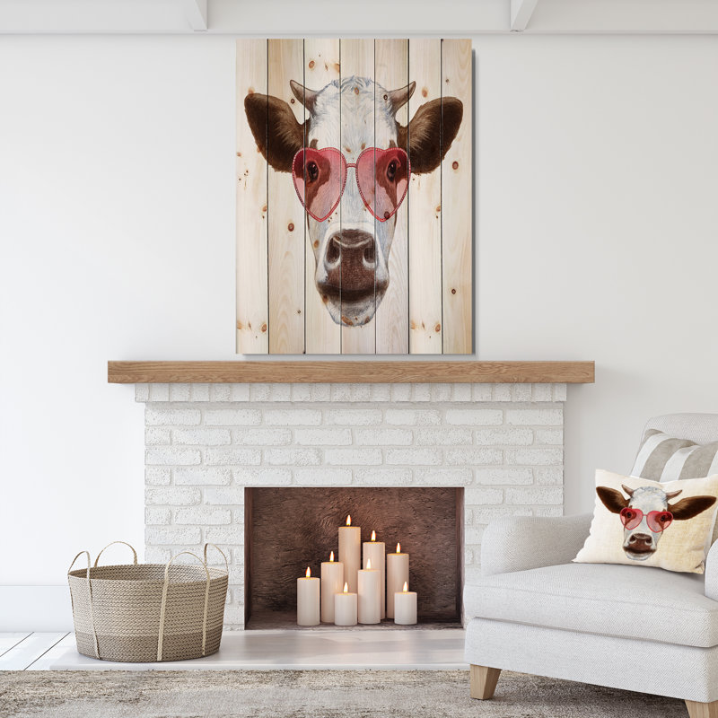 « vache avec verres à coeur rouge », impression, H 20 po x l 15 po x P 0,78 po, Bois