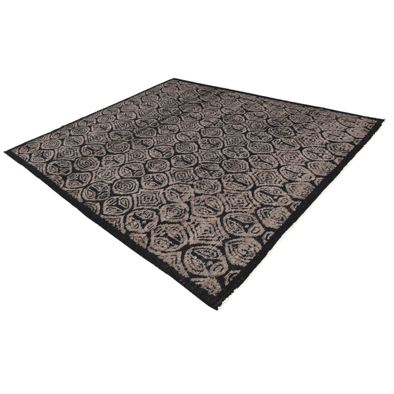 Tapis noir Outen