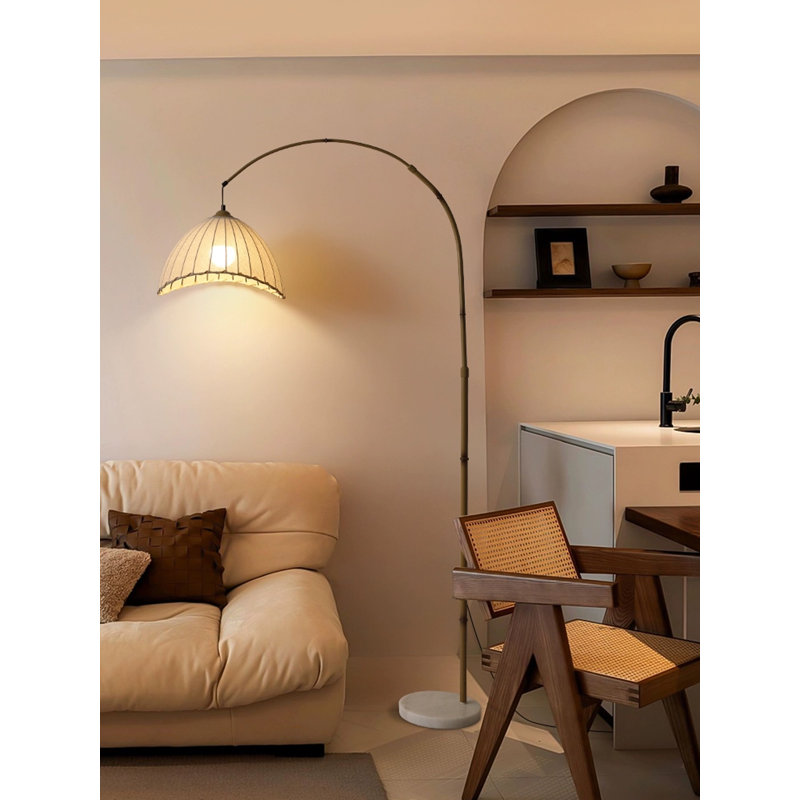 Lampe sur pied en marbre et tissu zen de style zen
