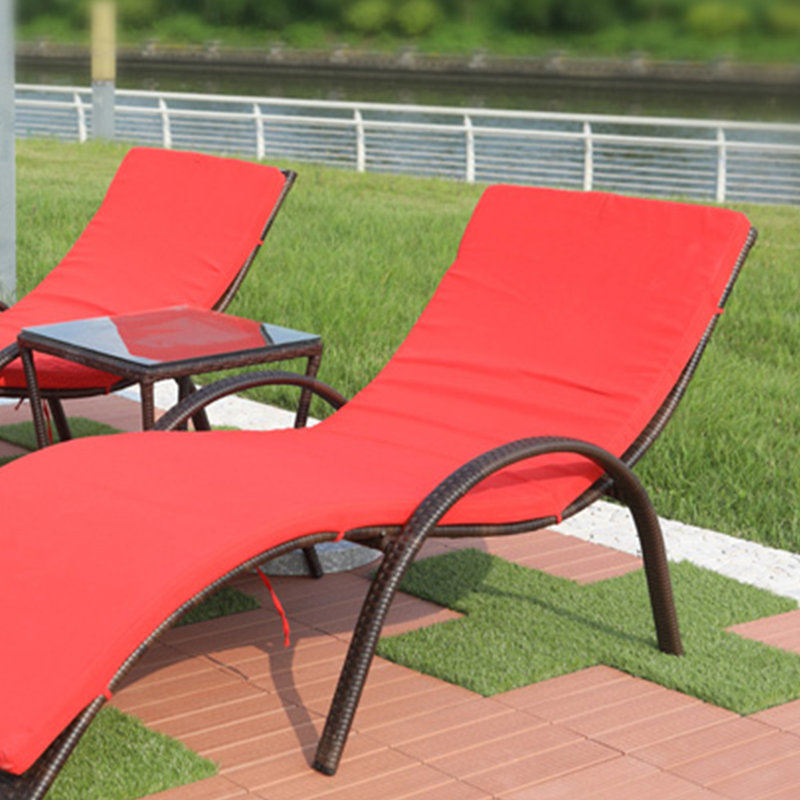Chaise longue d'extérieur