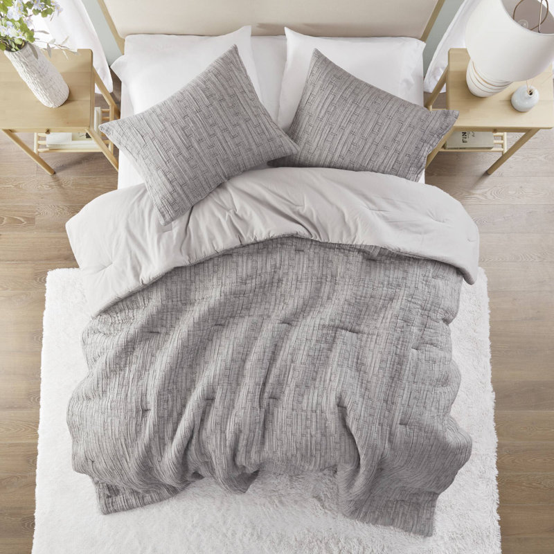 Arlo Oversized Comforter Set, King Comforter + 2 Standard Pillow Shams