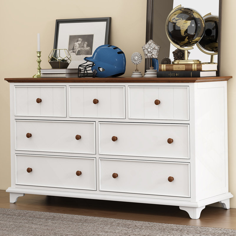 Commode en bois blanc et noyer à sept tiroirs pour chambre à coucher