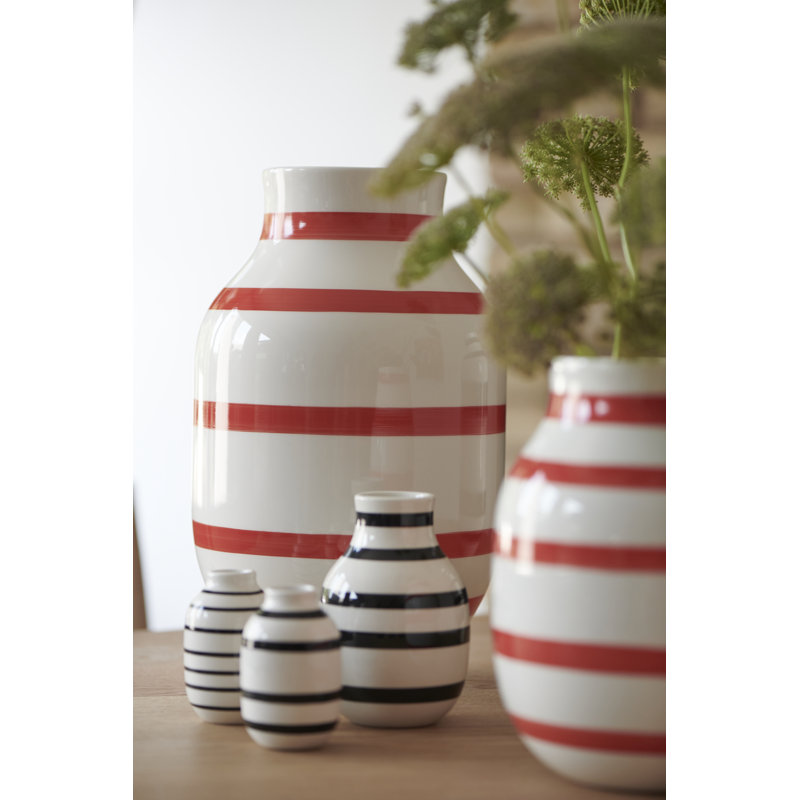 Omaggio Earthenware Table Vase, Black, 4.9" H x 3.1" W x 3.1" D