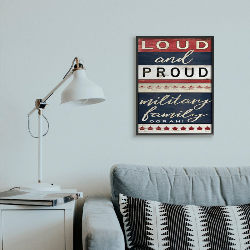 «Americana Sign Military Family» par Cindy Jacobs - impression d'art textuel, H 30 po x l 24 po x 1,5 po